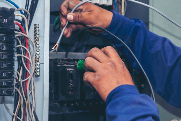 Best Electrical Contractors for Businesses  in Bee Ridge, FL